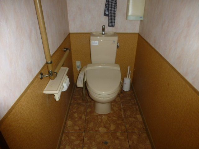 8DK Detached House for Sale in Mitake, Gifu with Large Land - Thumbnail 3