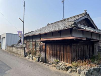 Traditional Wooden House for Sale in Peaceful Doi-cho, Shikokuchuo — Image 1, Shikokuchuo, Ehime