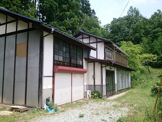 6DK Akiya Home with Mountain Views in Fukushima City - Thumbnail 2
