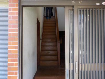 4LDK House for Sale in Kisosaki - Corner Plot with Dual Living Areas — Front_door, Kisosaki, Aichi