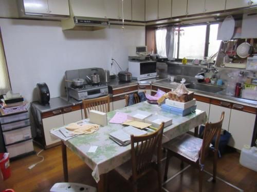 1984 Wooden House in Echizen Town, Fukui - 111 sqm, Corner Lot - Thumbnail 2