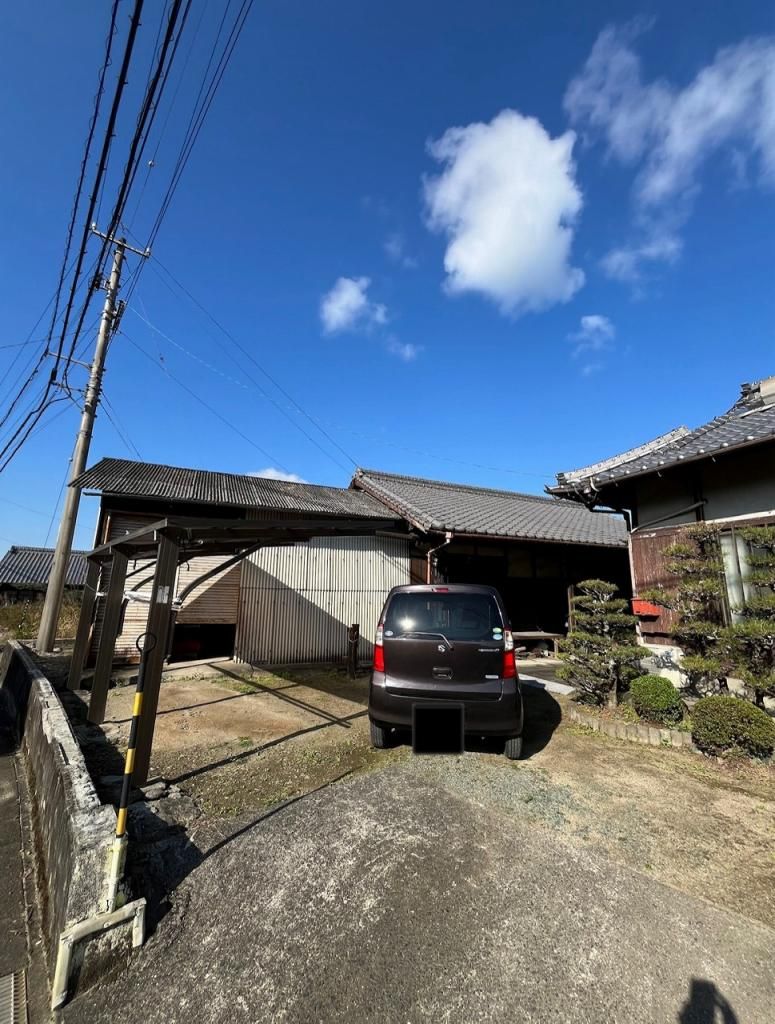 5LDK House with Large Garden in Niihama, Ehime - Negotiable Price - Thumbnail 2