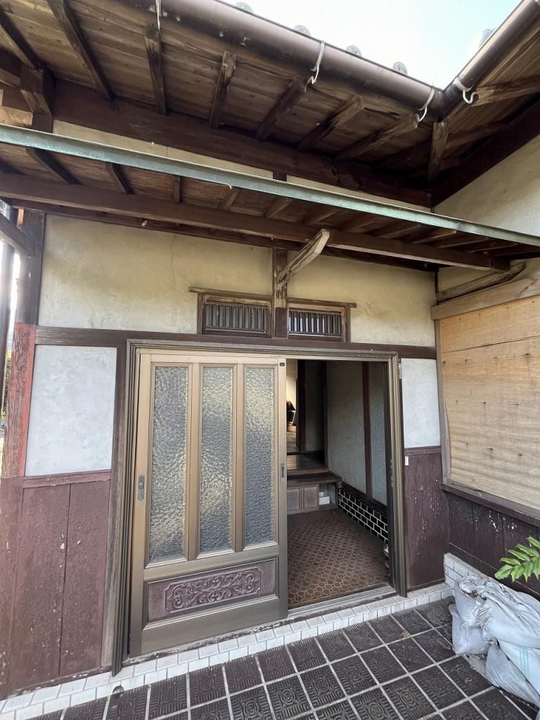 5LDK House with Large Garden in Niihama, Ehime - Negotiable Price - Thumbnail 4