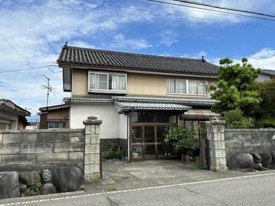 10LDK Traditional House in Tateyama with Large Garden — Image 4, Tateyama, Toyama