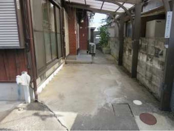 1982 Wooden House in Usuki, Oita - Elevated Land, 6K Layout - Thumbnail 2