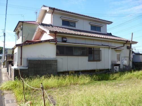 5DK Detached House for Sale in Ichikikushikino, Kagoshima - Main Image