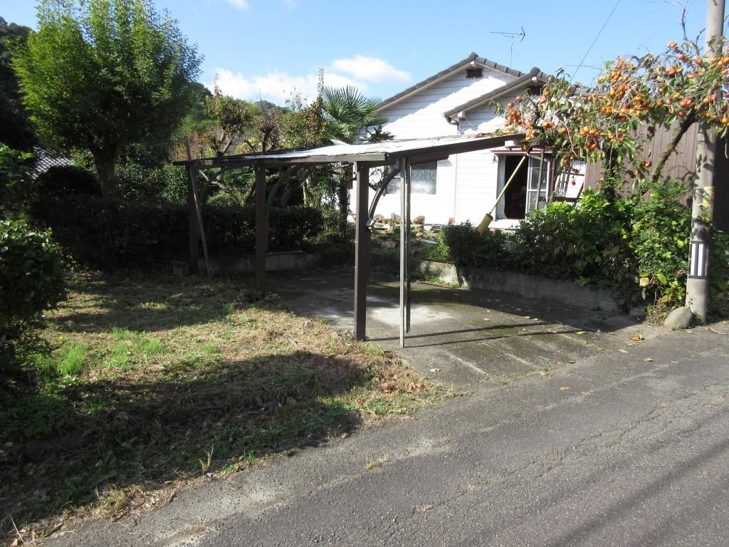 5DK Detached House with Land for Sale in Yufu, Oita - Thumbnail 2