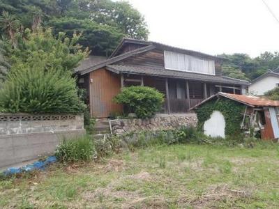 80-Year-Old Traditional House in Oki Islands Fishing Village — Image 1, Okinoshima, Shimane