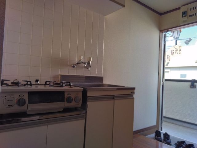 1K Apartment for Rent Near Shibusawa Station, Hadano - Thumbnail 4