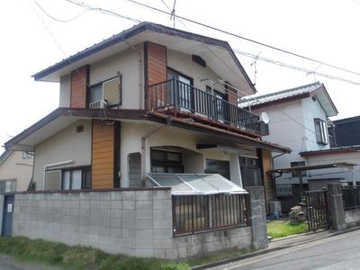 2-Story Home Near Watarase River in Kiryu — Image 1, Kiryu, Gunma