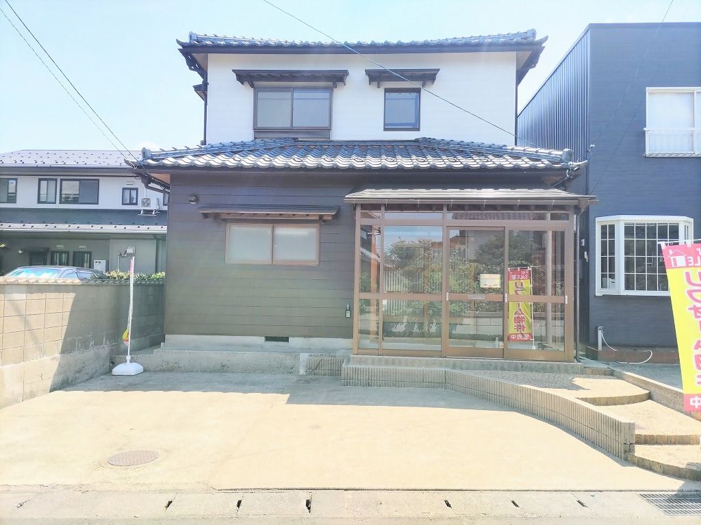 Renovated 4LDK House for Sale in Saburomaru, Fukui City - Main Image
