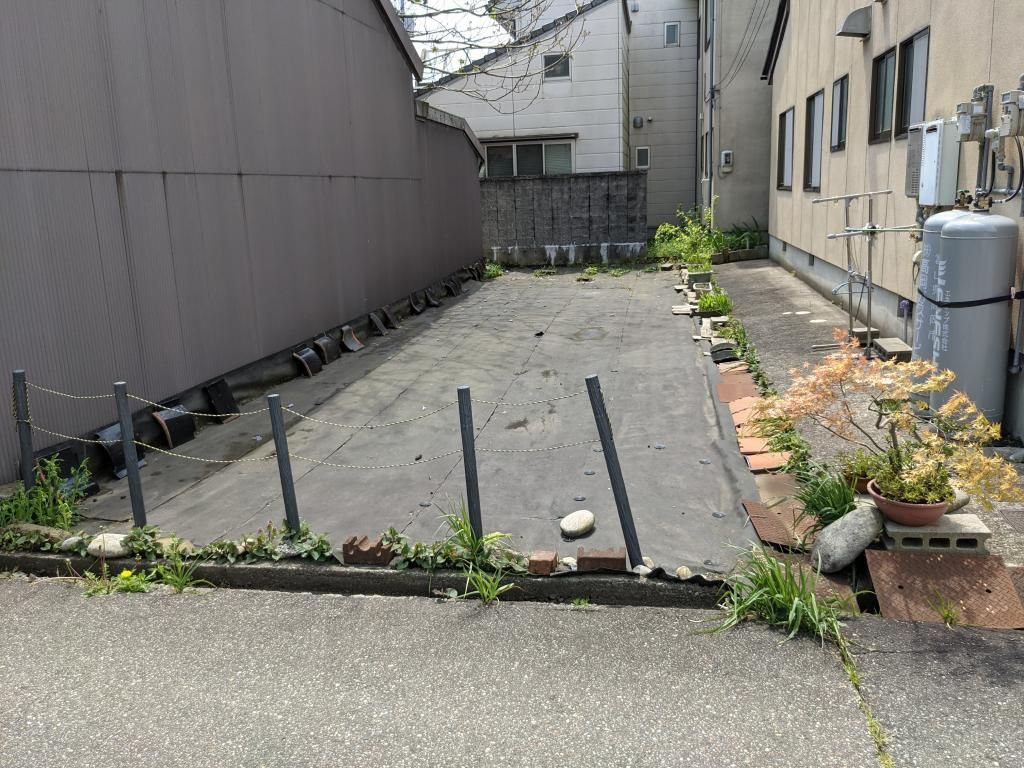 Lease Vacant Land in Takaoka, Toyama - 196.68 sqm Commercial Zone - Thumbnail 2