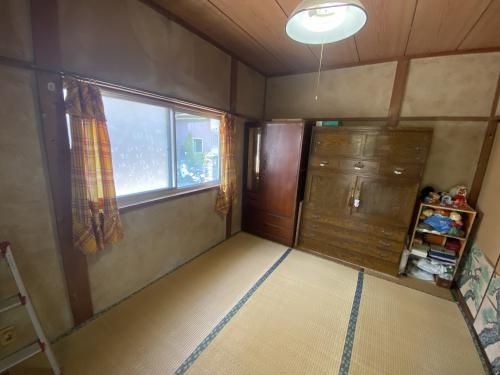 4DK Detached House for Renovation in Kinokawa, Wakayama - Thumbnail 2
