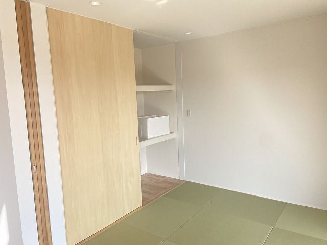 Modern 4LDK House for Sale in Shiwa, Iwate Prefecture - Thumbnail 3