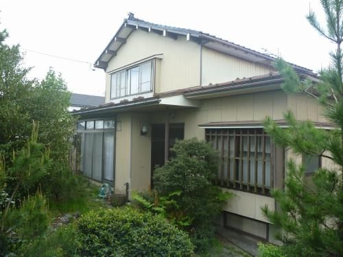 4LDK House with Atelier for Sale in Asahi Town, Toyama - Main Image