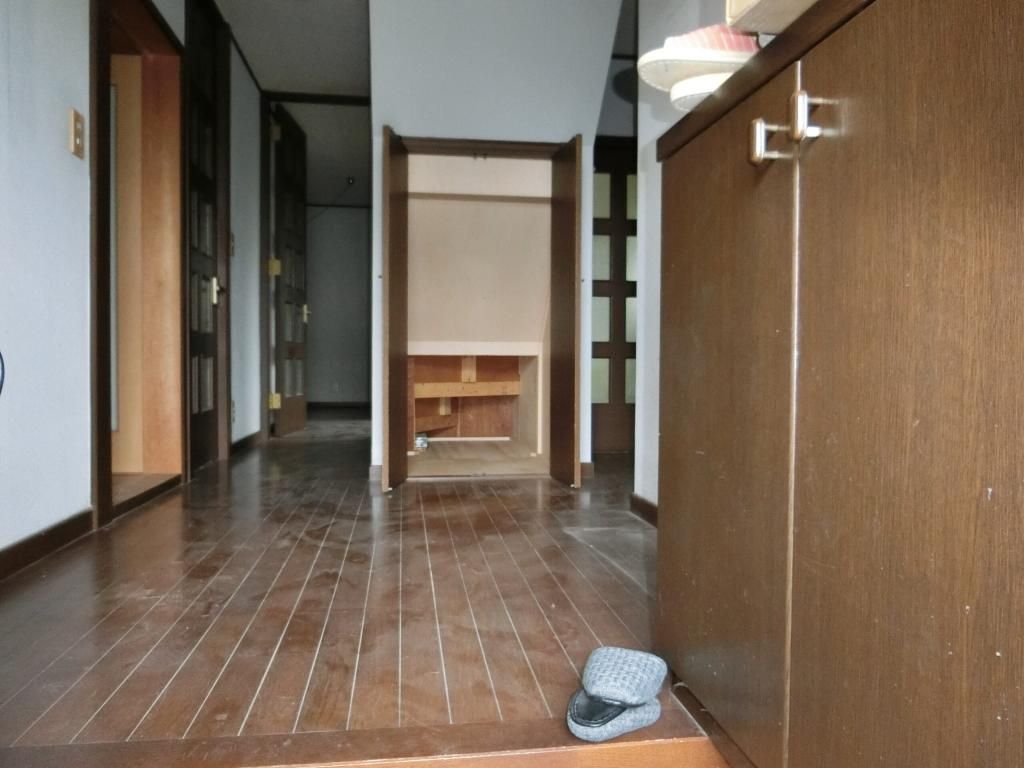 5DK Detached House for Sale in Nirasaki, Yamanashi - Thumbnail 4