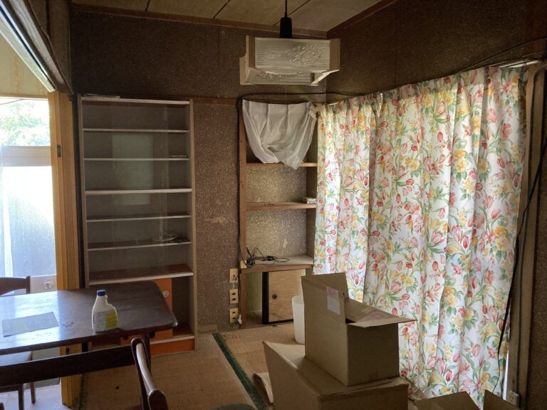 Traditional 2DK House for Sale in Shibushi, Kagoshima - Thumbnail 3