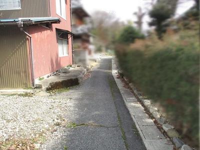 Traditional Japanese House with Garden for Sale in Higashiomi — Image 2, Higashiomi, Shiga