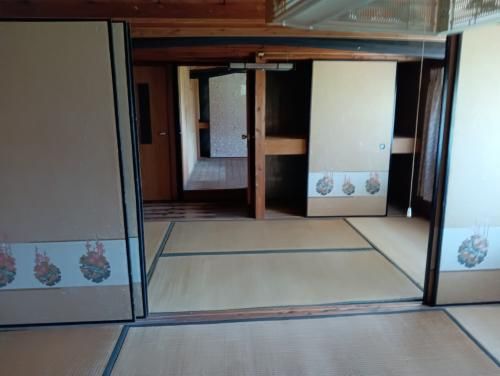 Traditional Kominka Farmhouse with Rice Paddies & Land in Hyogo - Thumbnail 4