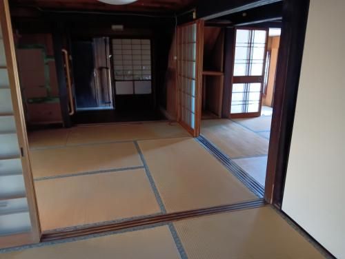 Traditional Kominka Farmhouse with Rice Paddies & Land in Hyogo - Thumbnail 3