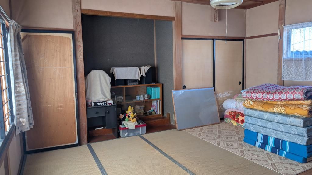 8DK Detached House for Sale with Views in Sanjo, Niigata - Thumbnail 4