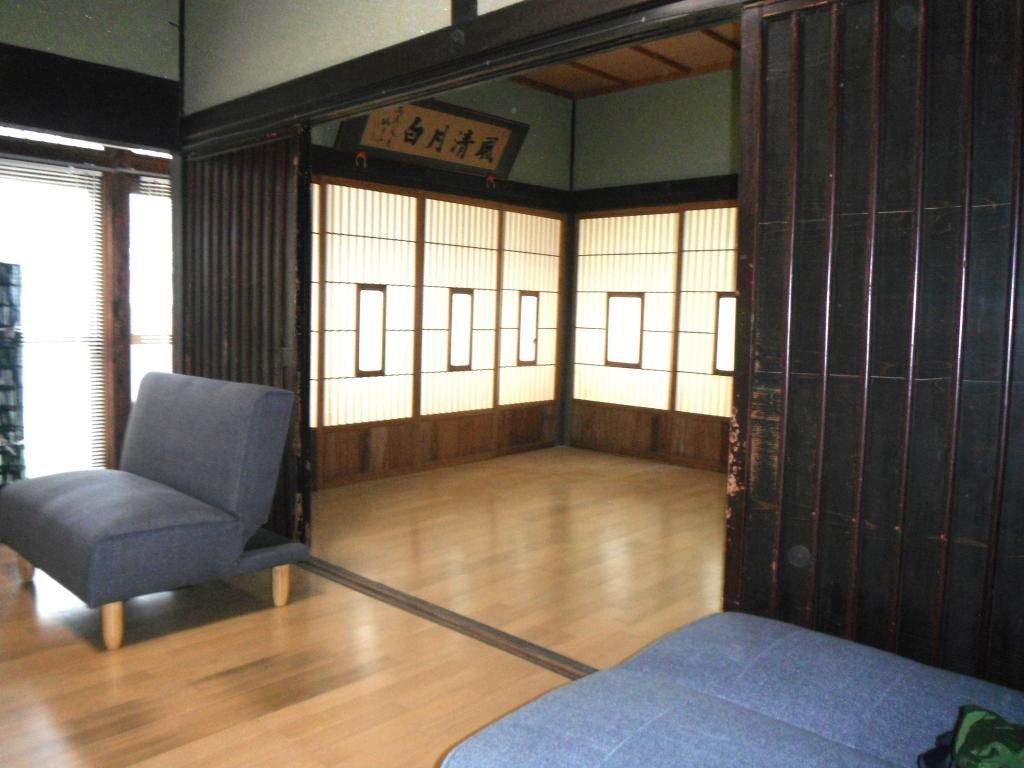 Island Home for Sale on Niihama's Oshima, Ehime - 5DK House - Thumbnail 4