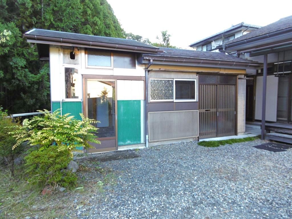 5LDK House with Separate Workshop in Ofunato, Iwate - Thumbnail 2