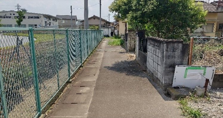 Renovation Project House in Kofu with Rooftop and Views - Thumbnail 4