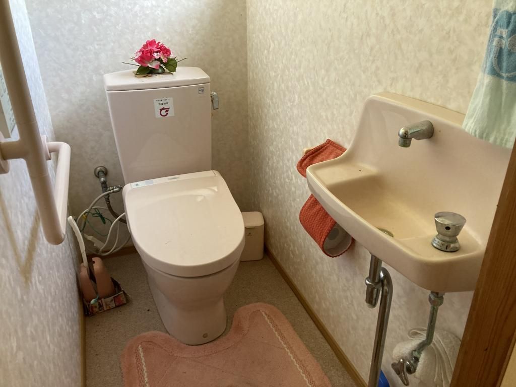 Traditional 3DK House with Land for Sale in Hagi, Yamaguchi - Thumbnail 4