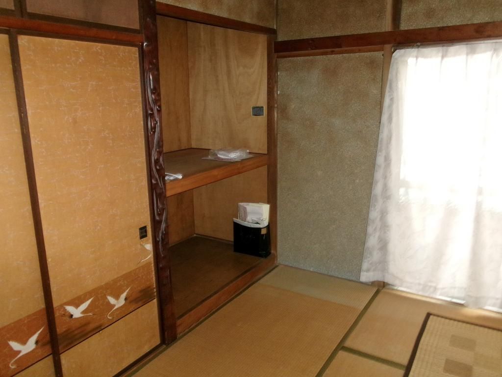 1969 3DK House for Sale in Quiet Matsuyama Neighborhood - Thumbnail 3