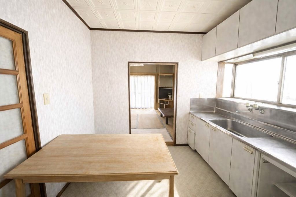 2DK Wooden House for Sale in Hadano City, Kanagawa - Thumbnail 4