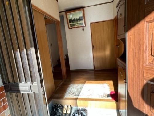5DK Detached House for Renovation in Nirasaki, Yamanashi - Thumbnail 3