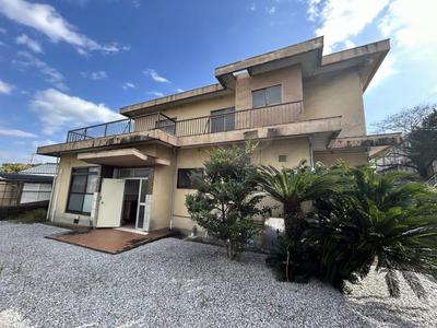 7LDK Family Home Near Kadogawa Station - 163sqm Living Space — Image 1, Kadokawa, Miyazaki