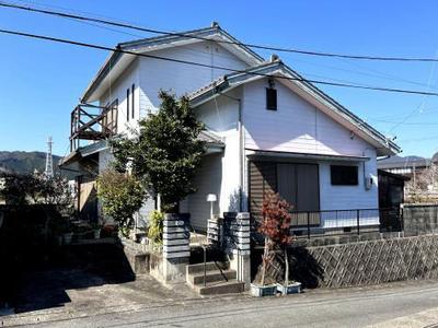 Spacious 4LDK Home Near Kii-Nagashima Station, Mie Prefecture — Image 1, Kihoku, Mie