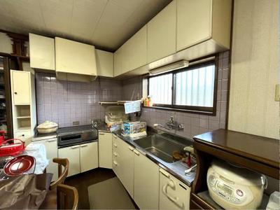 Spacious 4LDK Home Near Kii-Nagashima Station, Mie Prefecture — Image 3, Kihoku, Mie