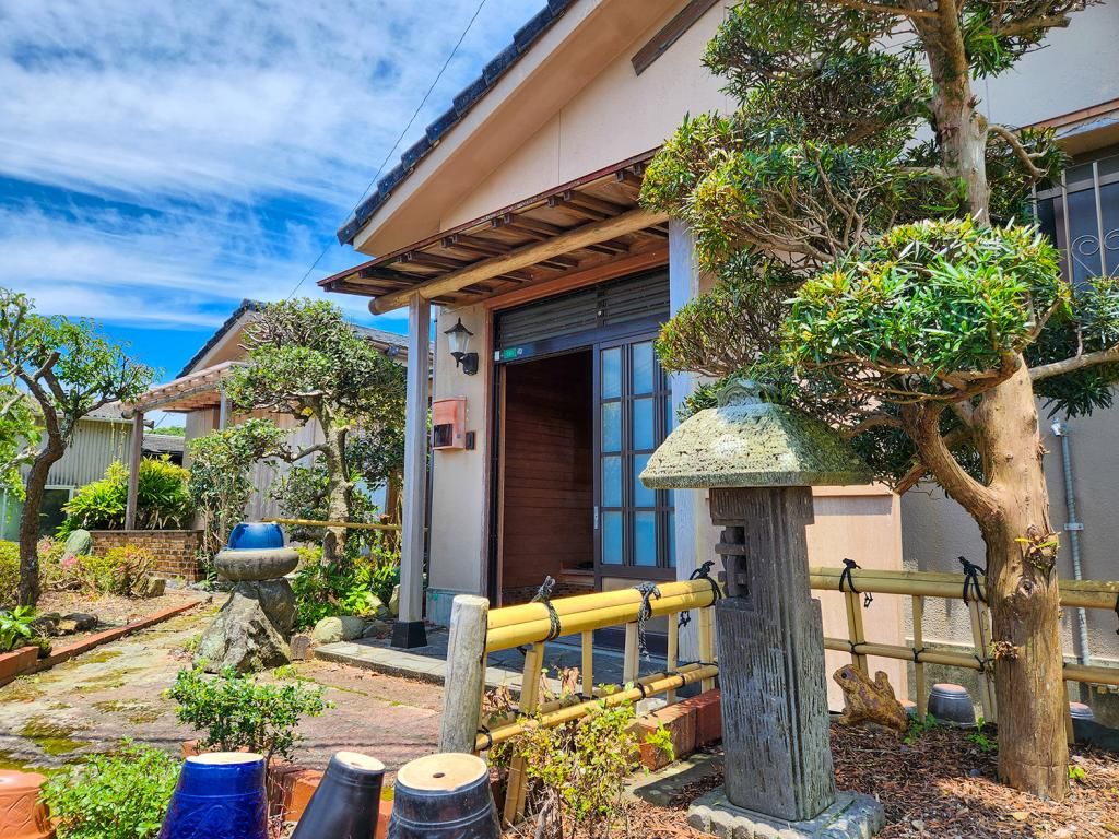 4DK Detached House for Sale in Makurazaki, Kagoshima - Thumbnail 2