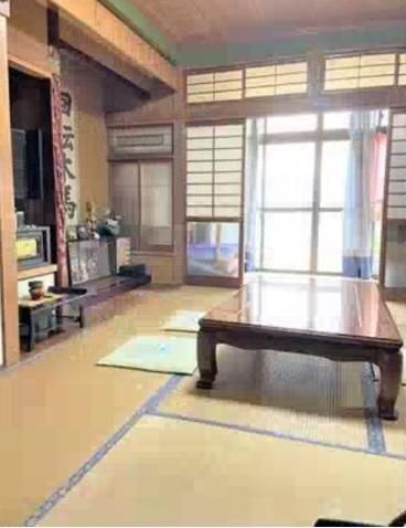 5DK Corner Lot House for Sale in Quiet Oita City Neighborhood - Thumbnail 3