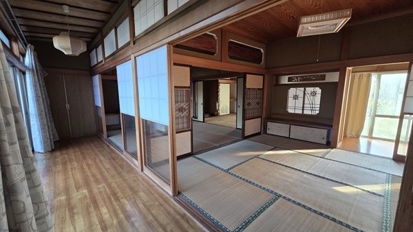 8LDK House with Workshop on 801 sqm Land in Sanjo, Niigata - Thumbnail 2