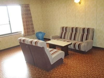 10LDK Traditional House with Large Land Plot in Hokuei, Tottori - Thumbnail 3