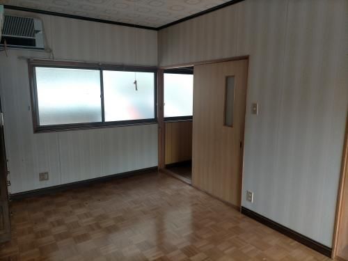 5DK Detached House with Garden for Sale in Shimoichi, Nara - Thumbnail 2