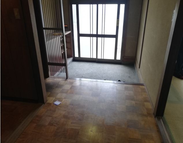 6K Detached House for Sale in Toyama City, Toyama Prefecture - Thumbnail 2