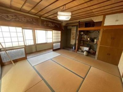 Seiyo City Akiya: 2-Storey House Near Sea, 8K Layout, 164 sqm — Image 2, Seiyo, Ehime