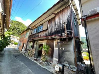 Seiyo City Akiya: 2-Storey House Near Sea, 8K Layout, 164 sqm — Image 1, Seiyo, Ehime