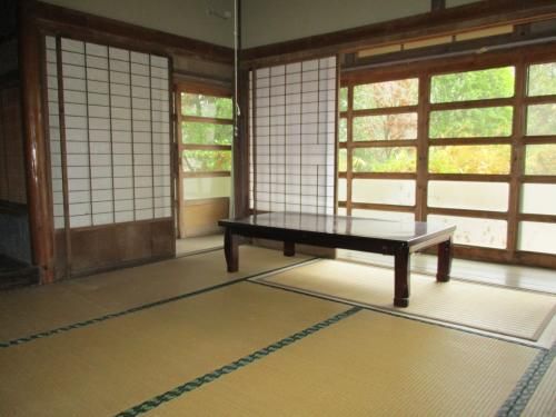 8DK Traditional House for Sale in Misaki, Okayama - Akiya Bank Listing - Thumbnail 2