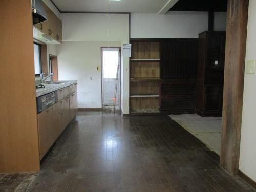 8DK Traditional House for Sale in Misaki, Okayama - Akiya Bank Listing - Thumbnail 3
