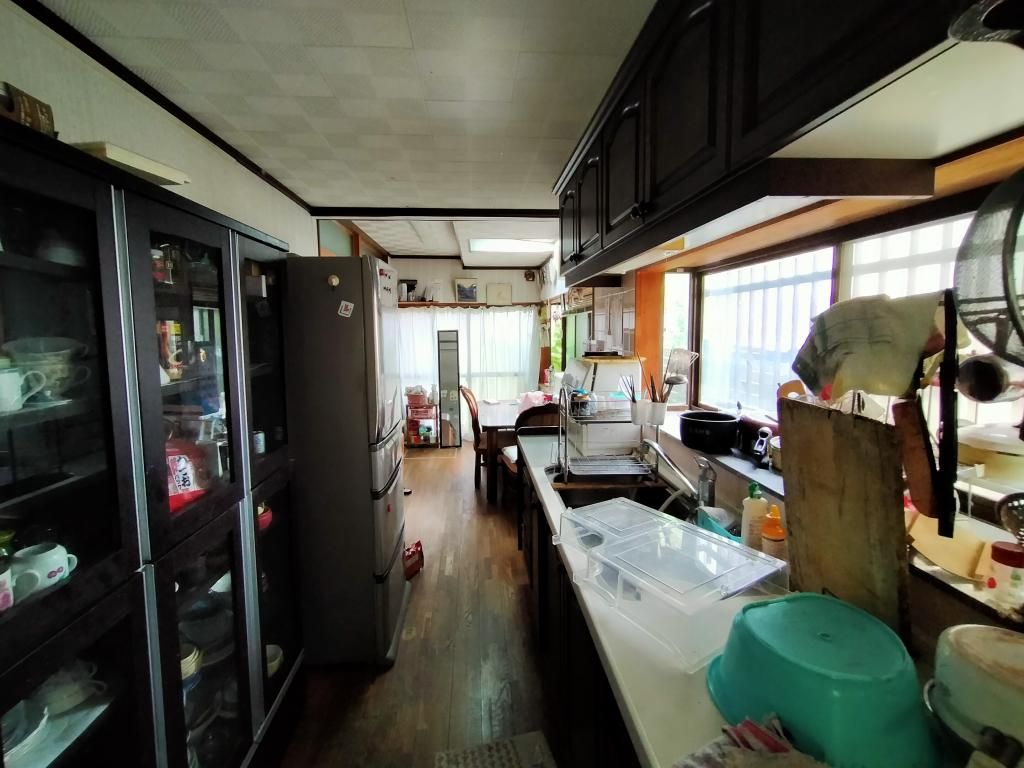 6LDK Antique-Furnished House for Rent with Garden in Gose, Nara - Thumbnail 3
