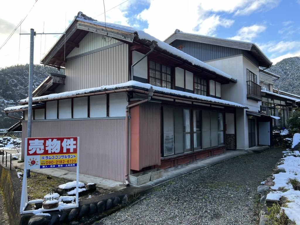 Traditional 7DK House for Sale in Gujo City, Gifu - Main Image