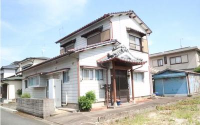 Spacious 6DK House in Kanzaki City - Corner Plot with Multiple Parking — Image 1, Kanzaki, Saga