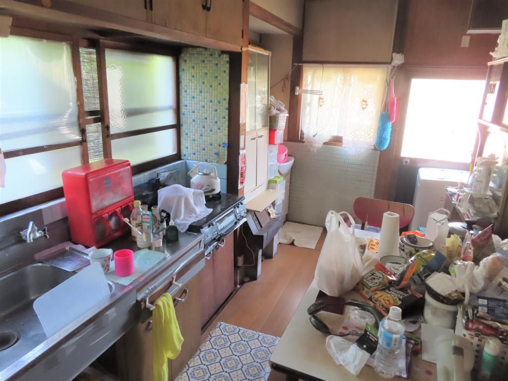 5K Farmhouse for Renovation with Land in Yakage, Okayama - Thumbnail 3