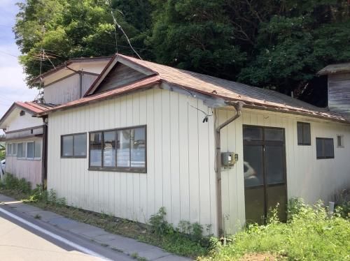 Large Renovation Project House with Workshop in Yamada, Iwate - Image 1